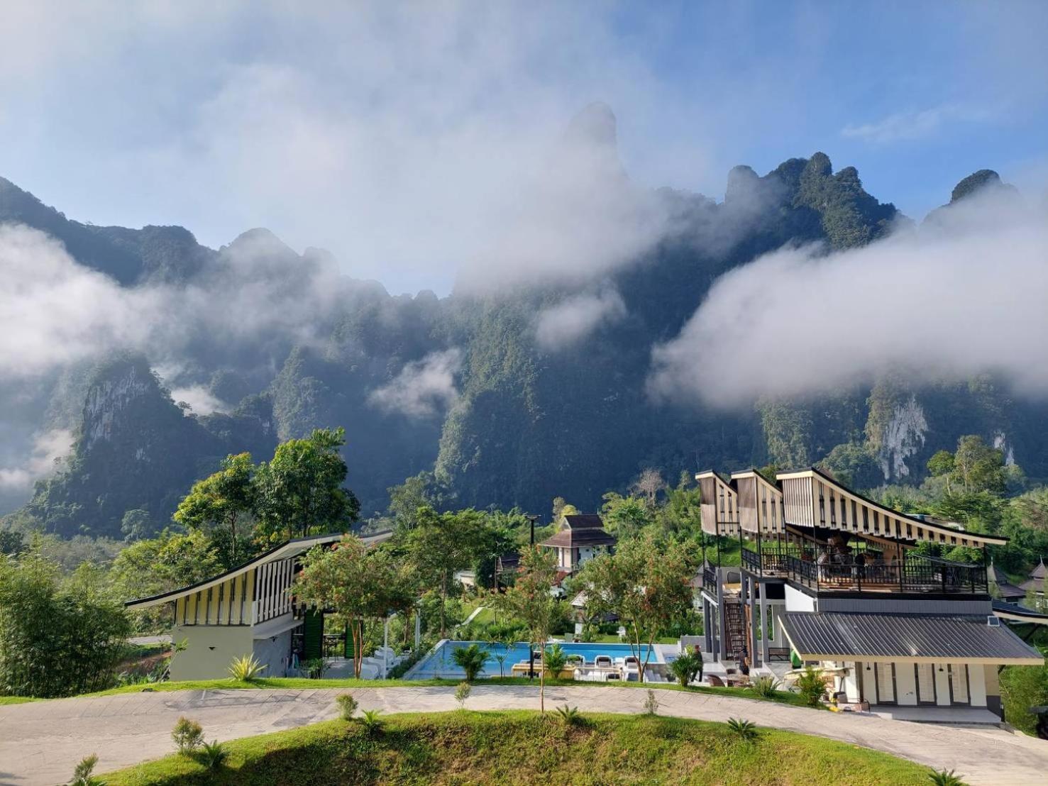 Magical Mountain View Resort Khao Sok National Park Exterior foto