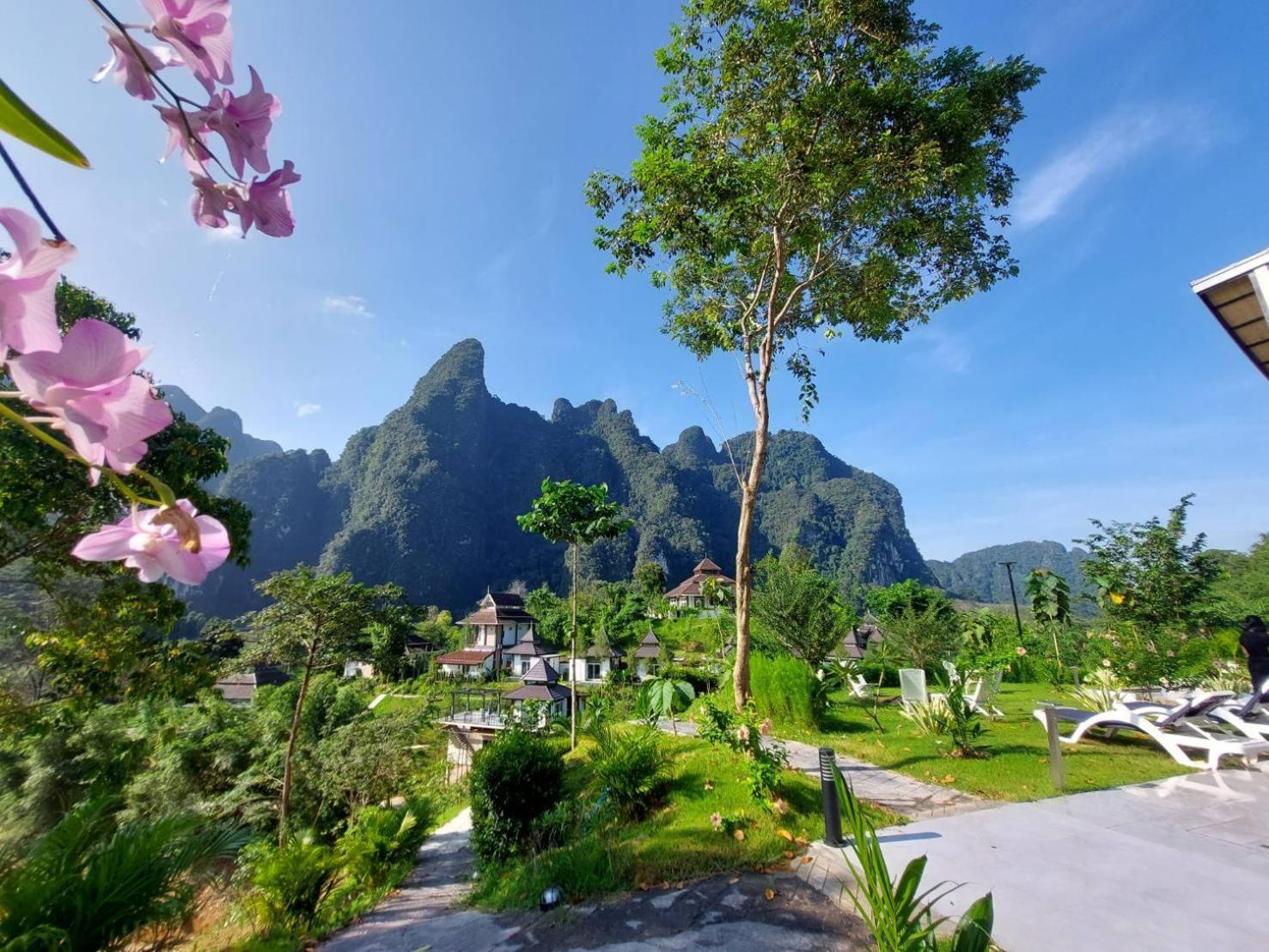 Magical Mountain View Resort Khao Sok National Park Exterior foto