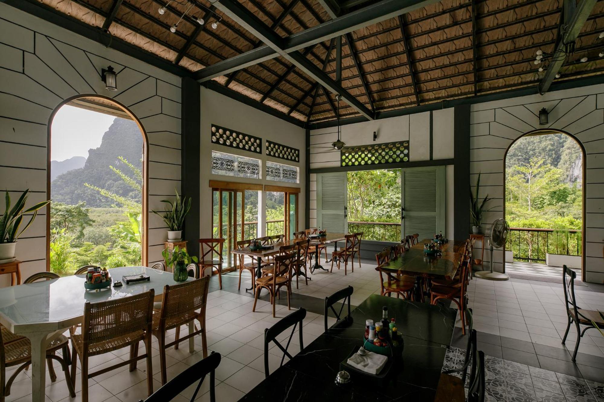 Magical Mountain View Resort Khao Sok National Park Exterior foto